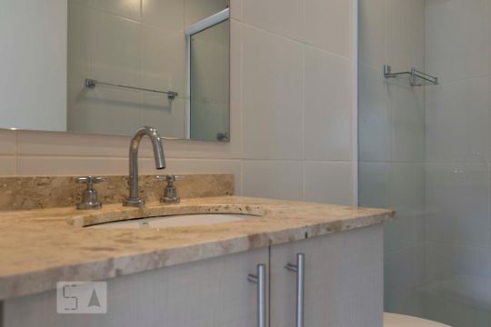 Banheiro 1 (Torneira) de kitnet/studio para alugar com 1 quarto, 42m² em Paraíso, São Paulo