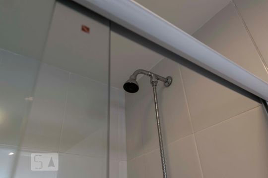 Banheiro 1 (Chuveiro) de kitnet/studio para alugar com 1 quarto, 42m² em Paraíso, São Paulo