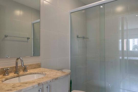 Banheiro 1 de kitnet/studio à venda com 1 quarto, 42m² em Paraíso, São Paulo