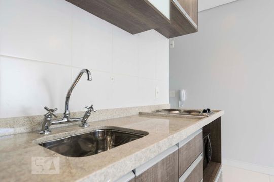Cozinha (Torneira) de kitnet/studio à venda com 1 quarto, 42m² em Paraíso, São Paulo