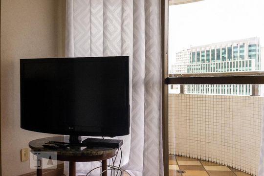 Sala de apartamento para alugar com 1 quarto, 55m² em Bela Vista, São Paulo