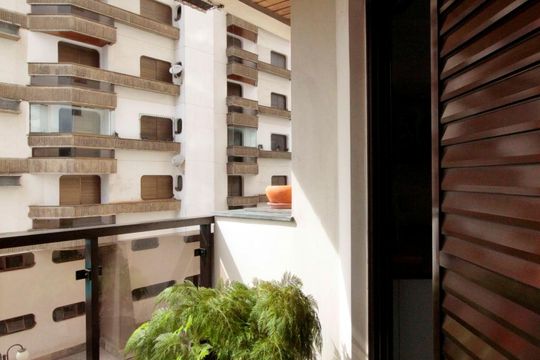 Varanda da Suíte 1 de apartamento à venda com 4 quartos, 165m² em Vila Regente Feijó, São Paulo