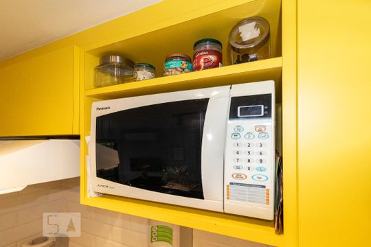 Microondas de apartamento à venda com 1 quarto, 48m² em Cidade Monções, São Paulo