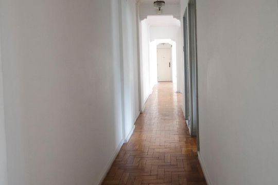 CORREDOR de apartamento à venda com 3 quartos, 100m² em Leblon, Rio de Janeiro