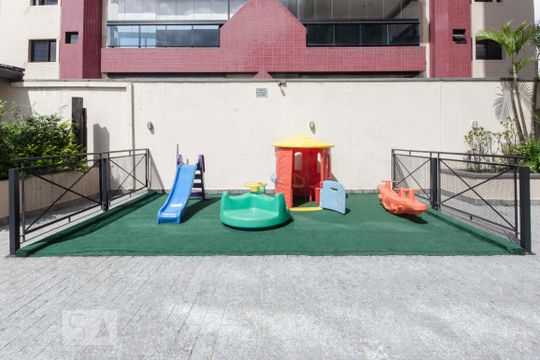 Playground de apartamento para alugar com 2 quartos, 63m² em Água Fria, São Paulo