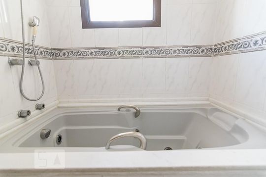 Banheira de apartamento à venda com 4 quartos, 200m² em Rudge Ramos, São Bernardo do Campo