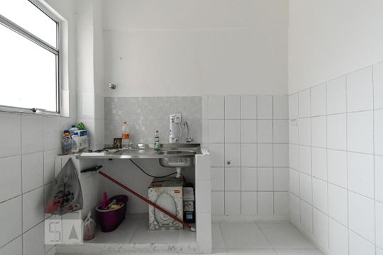 Cozinha de kitnet/studio à venda com 1 quarto, 43m² em Bela Vista, São Paulo