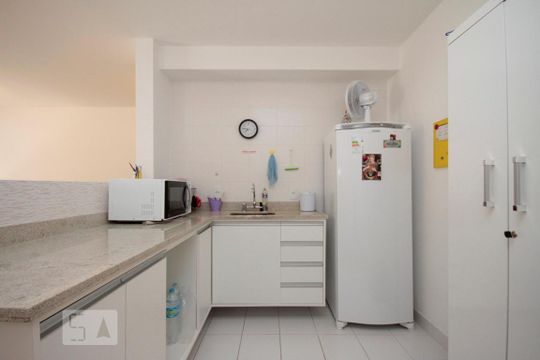 Cozinha de kitnet/studio à venda com 1 quarto, 70m² em Mooca, São Paulo