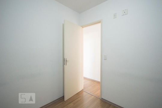 Quarto 01 de apartamento para alugar com 2 quartos, 47m² em Vila Parque Jabaquara, São Paulo