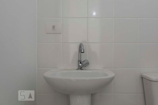 Banheiro (Torneira) de kitnet/studio à venda com 1 quarto, 35m² em Cambuci, São Paulo