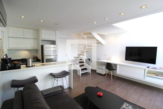Apartamento à venda com 1 quarto, 50m² em Vila Nova Conceição, São Paulo