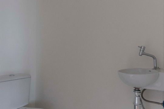 Lavabo de apartamento para alugar com 1 quarto, 40m² em Perdizes, São Paulo