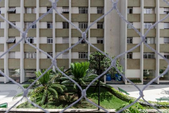 Vista Sala de apartamento para alugar com 2 quartos, 47m² em Perdizes, São Paulo