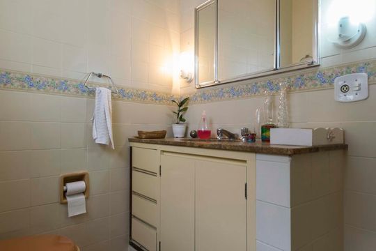 2o. Andar - Banheiro de casa para alugar com 4 quartos, 180m² em Vila Mariana, São Paulo