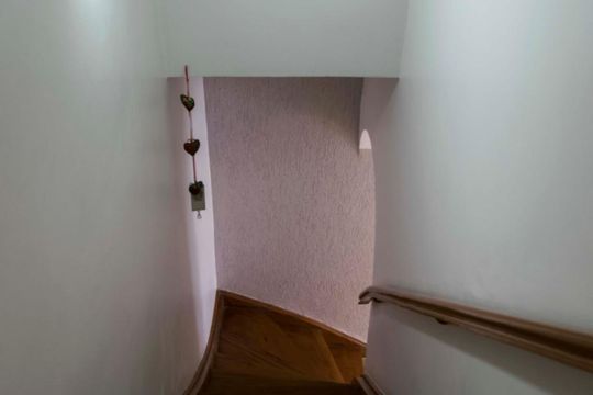 Escadas de casa para alugar com 4 quartos, 180m² em Vila Mariana, São Paulo