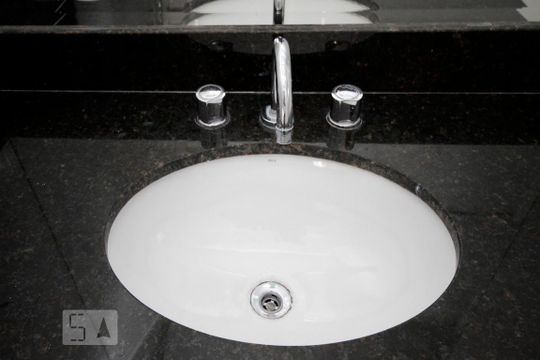 Banheiro de kitnet/studio para alugar com 1 quarto, 40m² em Vila Regente Feijó, São Paulo