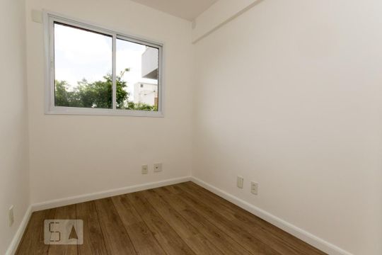 Quarto de apartamento à venda com 2 quartos, 73m² em Pinheiros, São Paulo