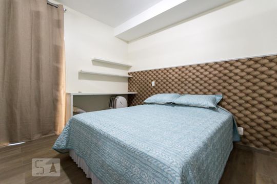 Quarto de kitnet/studio para alugar com 1 quarto, 50m² em Empresarial 18 do Forte, Barueri