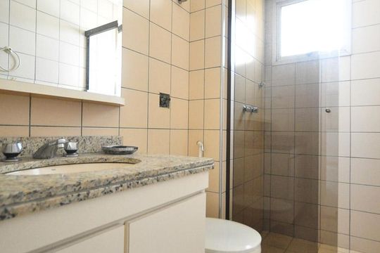 banheiro de apartamento à venda com 3 quartos, 115m² em Jardim Ampliação, São Paulo
