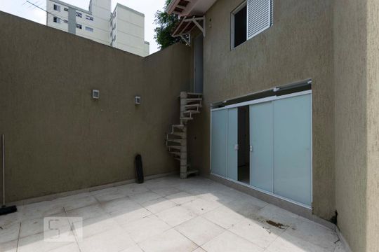 Quintal dos fundos de apartamento à venda com 3 quartos, 230m² em Vila Monumento, São Paulo