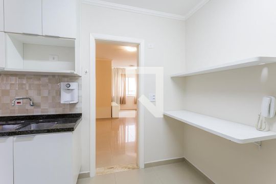 Cozinha de apartamento para alugar com 2 quartos, 68m² em Vila Olímpia, São Paulo