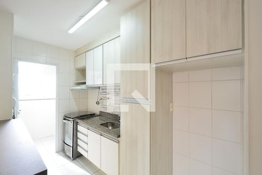 Cozinha de apartamento para alugar com 3 quartos, 85m² em Vila Santa Catarina, São Paulo