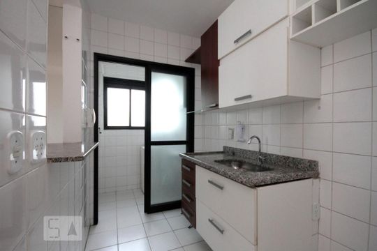 Cozinha de apartamento para alugar com 1 quarto, 55m² em Tatuapé, São Paulo