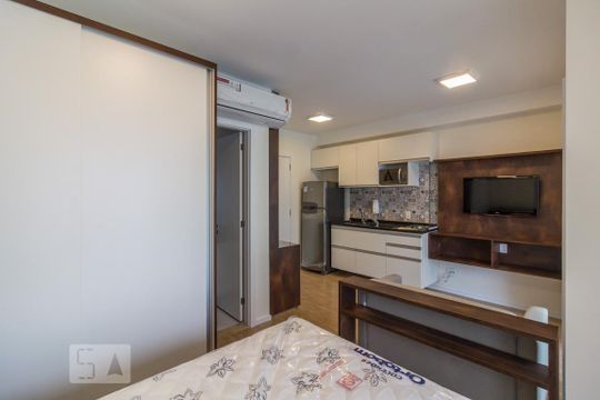 Studio de kitnet/studio para alugar com 1 quarto, 33m² em Barra Funda, São Paulo