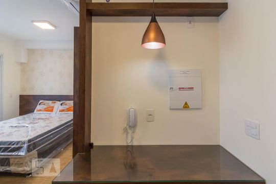 Studio de kitnet/studio para alugar com 1 quarto, 33m² em Barra Funda, São Paulo