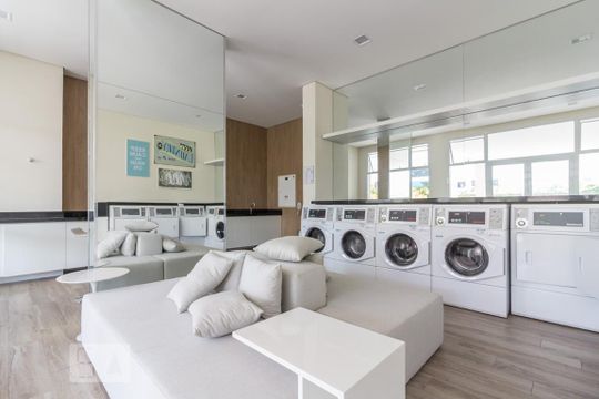 lavanderia coletiva de kitnet/studio para alugar com 1 quarto, 33m² em Barra Funda, São Paulo