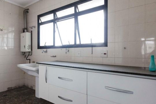 Lavanderia de apartamento à venda com 3 quartos, 149m² em Vila Leopoldina, São Paulo