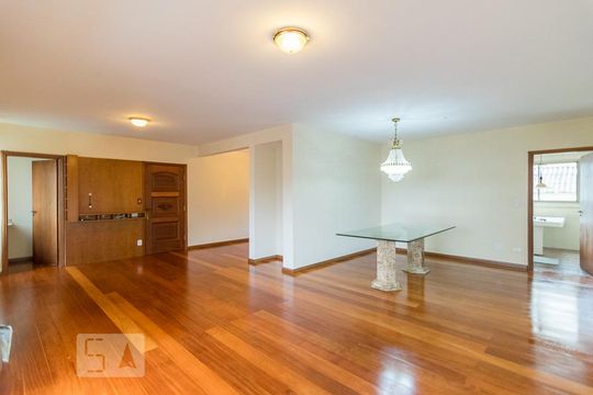 Apartamento para alugar com 3 quartos, 150m² em Centro, Santo André