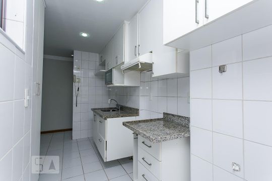 COZINHA de apartamento à venda com 3 quartos, 80m² em Barra da Tijuca, Rio de Janeiro
