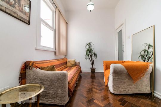 Sala de estar de apartamento para alugar com 2 quartos, 83m² em Flamengo, Rio de Janeiro