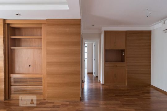 Sala de apartamento para alugar com 3 quartos, 118m² em Saúde, São Paulo