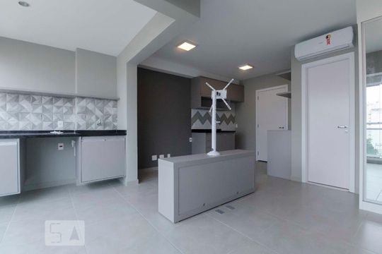 Kitnet/Studio à venda com 1 quarto, 33m² em Barra Funda, São Paulo
