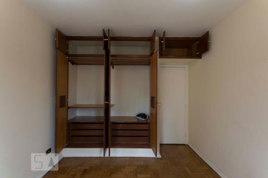 Quarto 2 (Armários) de apartamento à venda com 2 quartos, 93m² em Vila Clementino, São Paulo