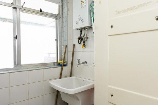 ÁREA DE SERVIÇO de apartamento à venda com 1 quarto, 60m² em Barra da Tijuca, Rio de Janeiro