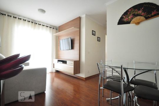 sala de apartamento para alugar com 2 quartos, 48m² em Parque Reboucas, São Paulo