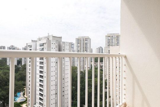 varanda de apartamento para alugar com 2 quartos, 48m² em Parque Reboucas, São Paulo