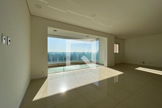 Apartamento à venda com 3 quartos, 129m² em Paraíso do Morumbi, São Paulo