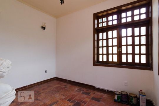 Sala de casa de condomínio à venda com 3 quartos, 250m² em Cidade Universitária, Campinas