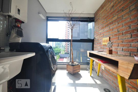 área de serviço de apartamento à venda com 1 quarto, 70m² em Vila Suzana, São Paulo