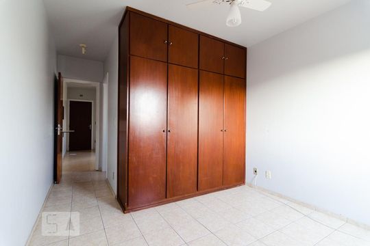 Quarto  de apartamento à venda com 1 quarto, 40m² em Centro, Campinas