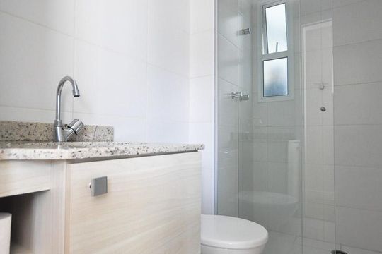 banheiro de apartamento à venda com 3 quartos, 67m² em Vila Andrade, São Paulo