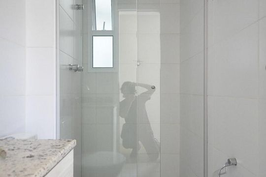 banheiro de apartamento à venda com 3 quartos, 67m² em Vila Andrade, São Paulo