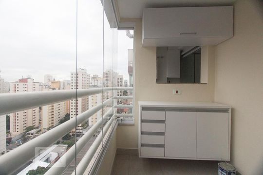 VARANDA de apartamento para alugar com 3 quartos, 65m² em Saúde, São Paulo