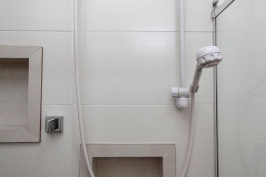 Banheiro de apartamento para alugar com 1 quarto, 49m² em Consolação, São Paulo
