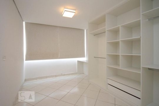 Quarto de apartamento para alugar com 1 quarto, 49m² em Consolação, São Paulo