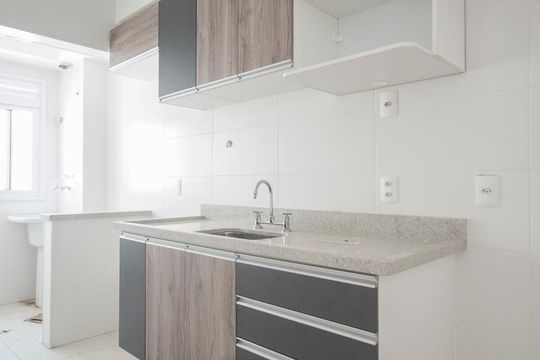 Cozinha de apartamento para alugar com 1 quarto, 42m² em Campo Belo, São Paulo